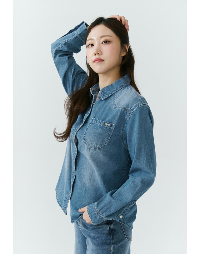 잠뱅이 [26SS] 여성) 난스판 라이트 인디고 베이직 데님 셔츠 DH AQ1DDH154-LB 착용컷