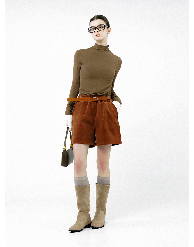 챈세스노이 포 우먼 챈세스노이 포 우먼 Corduroy Banding Shorts - Red Brown /W244PT03RB 착용컷