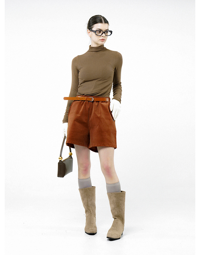 챈세스노이 포 우먼 챈세스노이 포 우먼 Corduroy Banding Shorts - Red Brown /W244PT03RB 착용컷