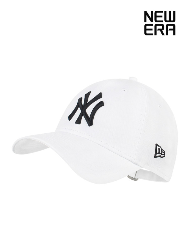 뉴에라 뉴에라 MLB 모자 리그 에센셜 뉴욕 양키스 볼캡 화이트 10745455 착용컷