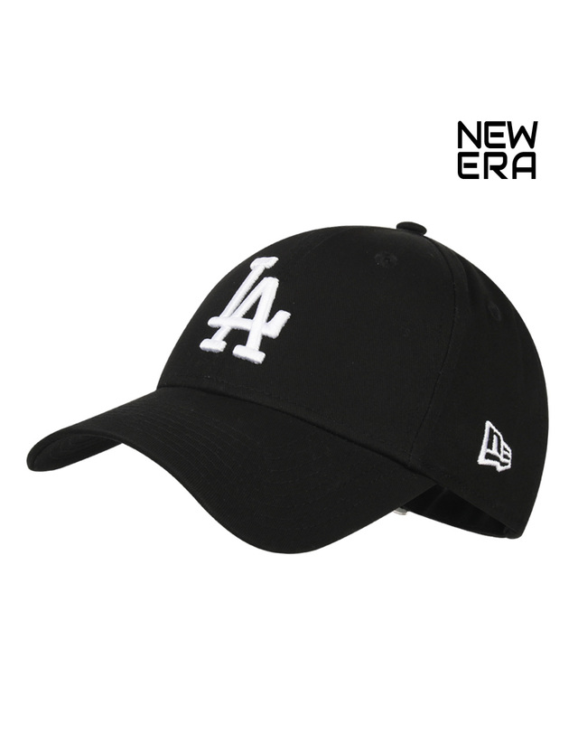 뉴에라 뉴에라 MLB 모자 리그 에센셜 LA 다저스 볼캡 블랙/화이트 11405493 착용컷