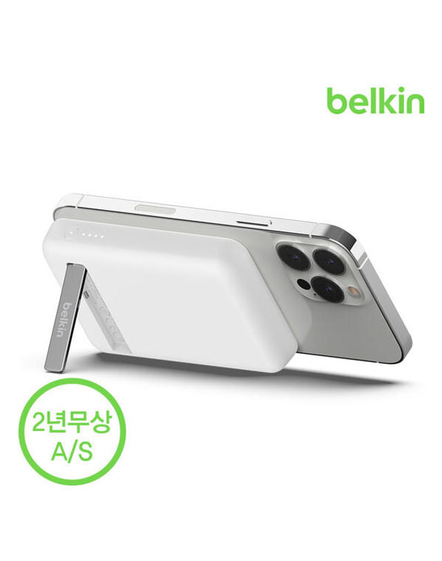 벨킨 [벨킨][당일발송] 아이폰 5000mAh 맥세이프 마그네틱 무선 충전 보조배터리+스탠드 / BPD004bt 착용컷