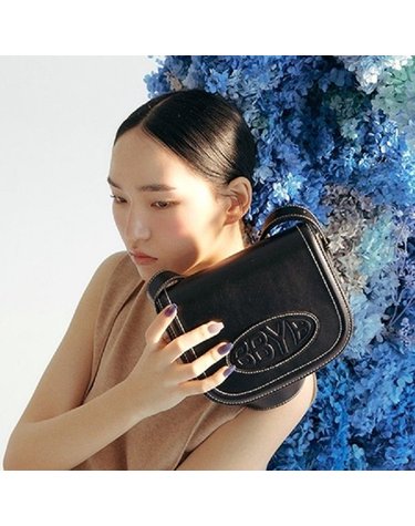 [갤러리아] Pia Saddle Shoulder Bag (Black)09N1210DLK