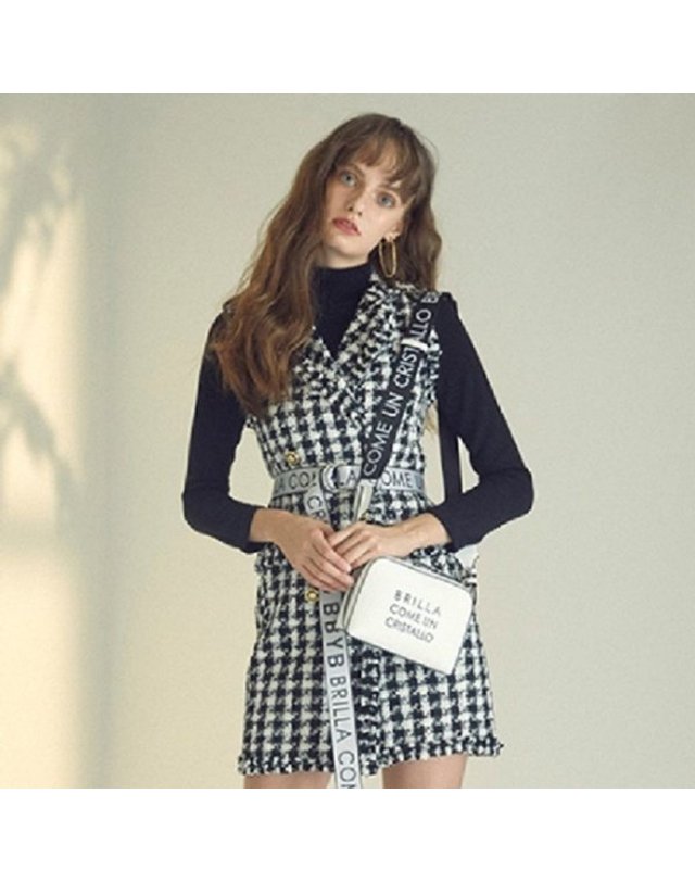 비비와이비 [갤러리아] MARCE Mini Bag (Titanium White)   09I3210B3H 착용컷