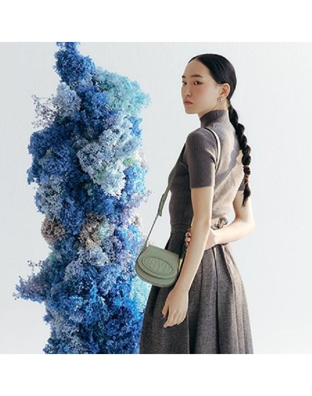 비비와이비 [갤러리아] Pia Mini Tote Bag (Green)09N1210DKG 착용컷