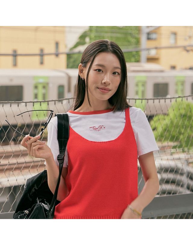 메이븐뮤즈 [메이븐뮤즈] 뮤즈 링거 티셔츠 RD (MWYSWF911RD) 착용컷