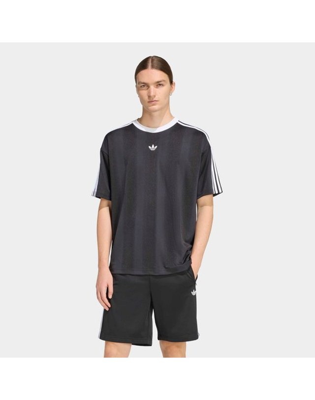 아디다스 [갤러리아] [MENS ORIGINALS] 아디컬러 자카드 저지 반팔티 (KD5830) 착용컷