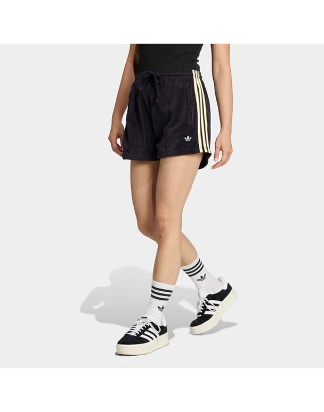 아디다스 [갤러리아] [WOMENS ORIGINALS] 테리 타월 파이어버드 쇼츠 (KD1398) 착용컷