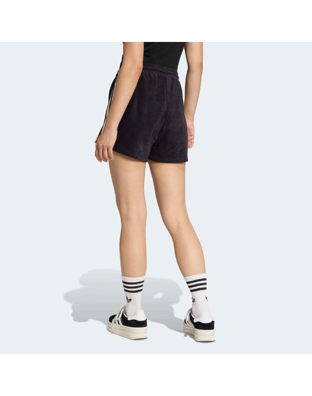 아디다스 [갤러리아] [WOMENS ORIGINALS] 테리 타월 파이어버드 쇼츠 (KD1398) 착용컷