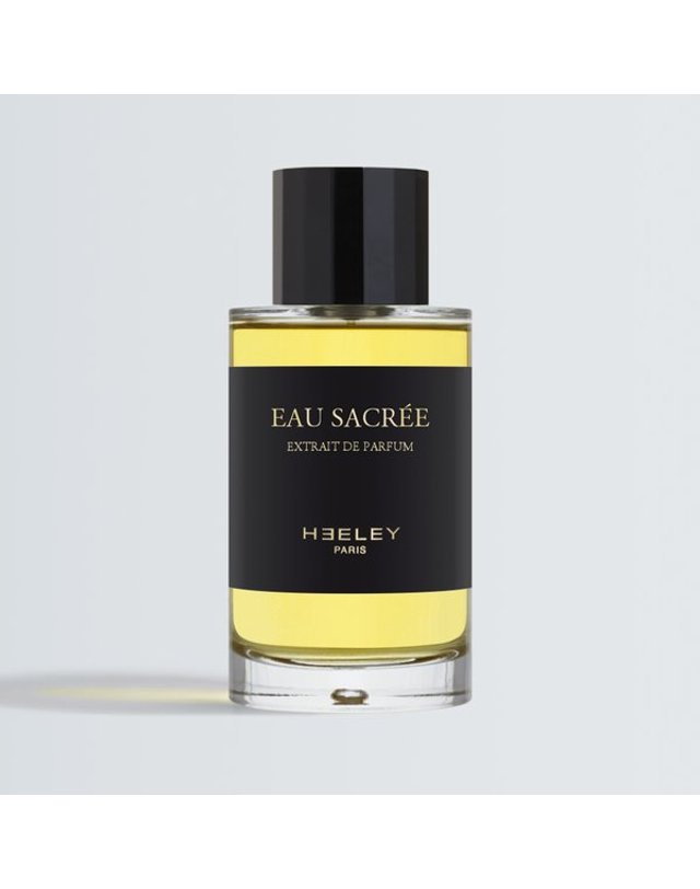 힐리 [갤러리아] [힐리] 엑스트레 드 퍼퓸 100ml (향 3종 택1) 착용컷