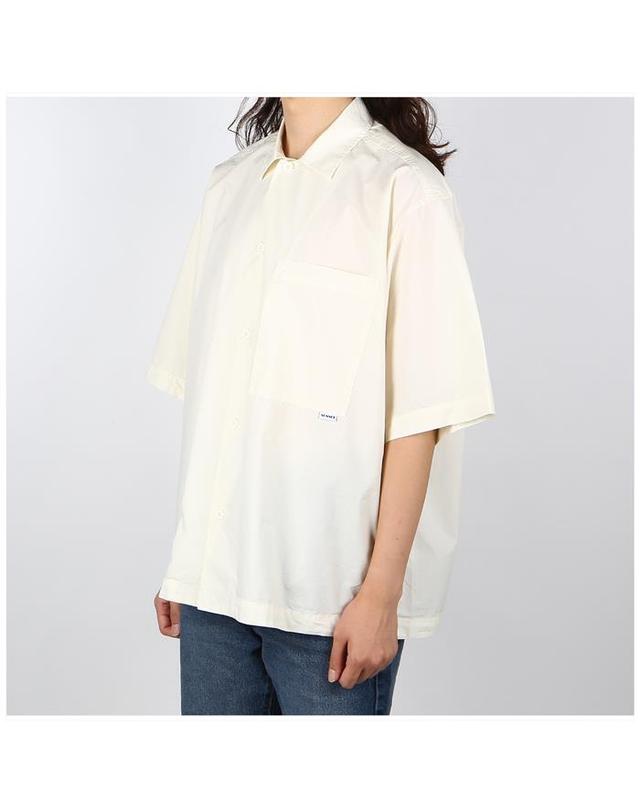 써네이 써네이 SN2PMS04BP T1059 064 비치웨어 셔츠 착용컷