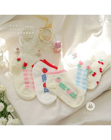 [보리보리] 오늘, 쪼꼬미 발이 귀여운 이유 - cute flower, cherry, strawberry socks 5ea 1set