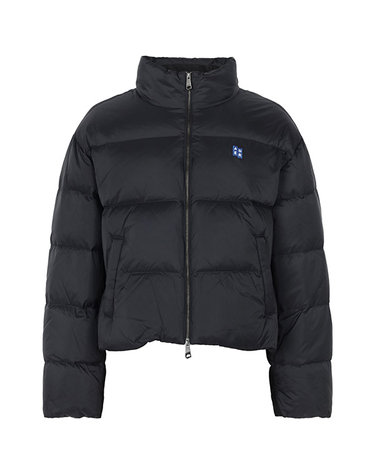 아더에러 26FW 블랙 시그니피컨트 TRS 태그 01 덕 다운 자켓 BO42FYDW0101BK