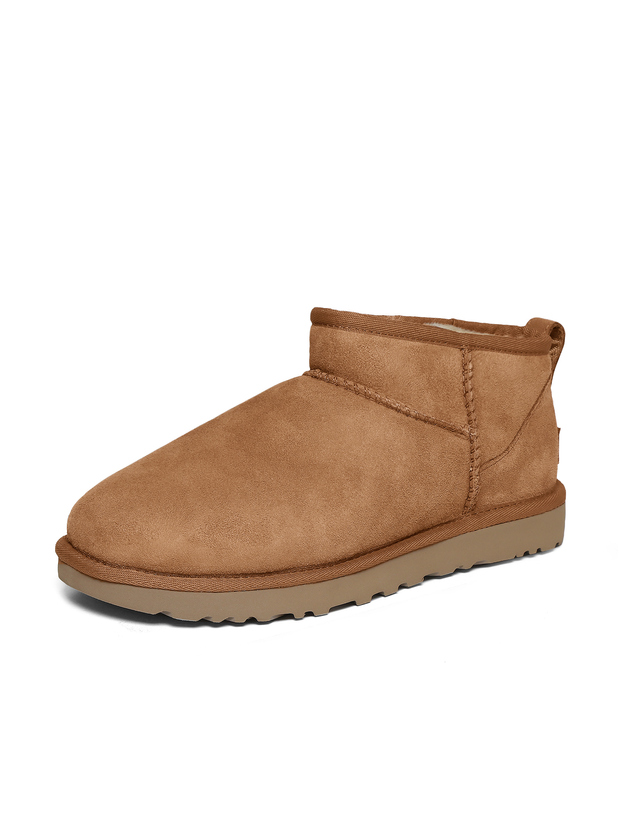 어그 [어그] 미국 UGG 클래식 울트라 미니 Ultra Mini 부츠 체스트넛 1116109-CHE 착용컷