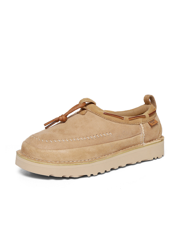 어그 [어그] 미국 UGG 타스만 크래프티드 리제너레이트 털 슬립온 부츠 260 사이즈 샌드 1152747-SAN 착용컷