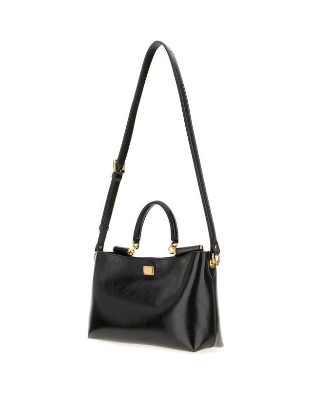 돌체앤가바나 [해외직구] 26FW 돌체앤가바나 Medium Vittoria calfskin 핸드백 BB7896AZ000 80999 Nero 착용컷