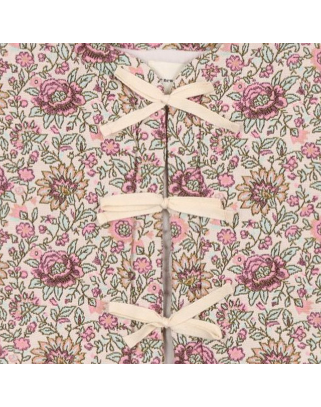 더뉴소사이어티 키즈코트 VERSAILLES WAISTCOAT FLORAL TAPESTRY 착용컷