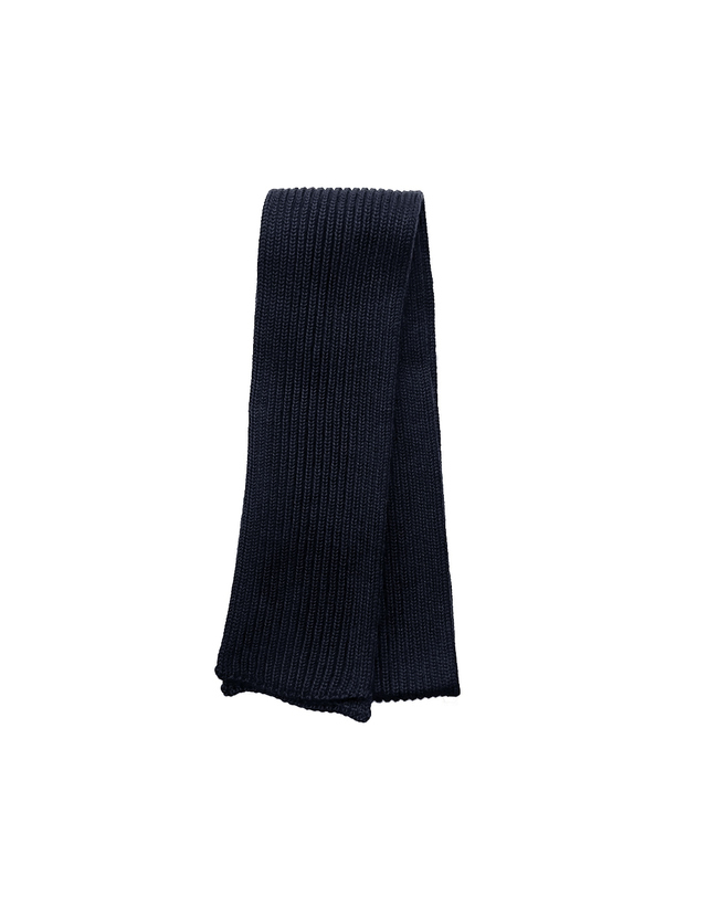 안데르센 안데르센 25FW 골지 울 숏 머플러 SHORT SCARF NAVYBLUE 착용컷