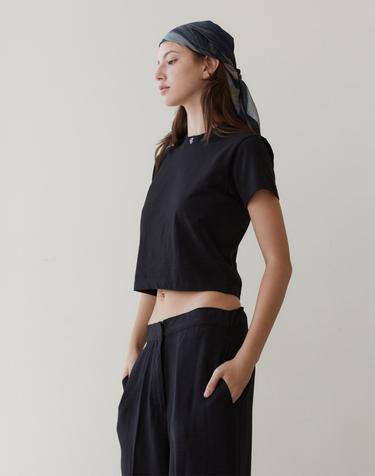 needlework crop t-shirt black