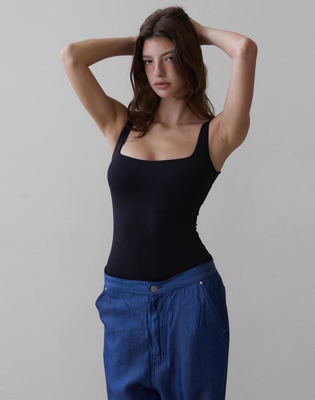 르브아시스 RVIS twoway swim onepiece black 착용컷