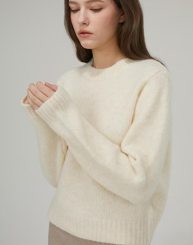 지앤지비 소프트 Wool 라운드 니트_Ivory 착용컷