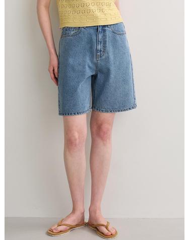 bermuda denim pants (medium blue)