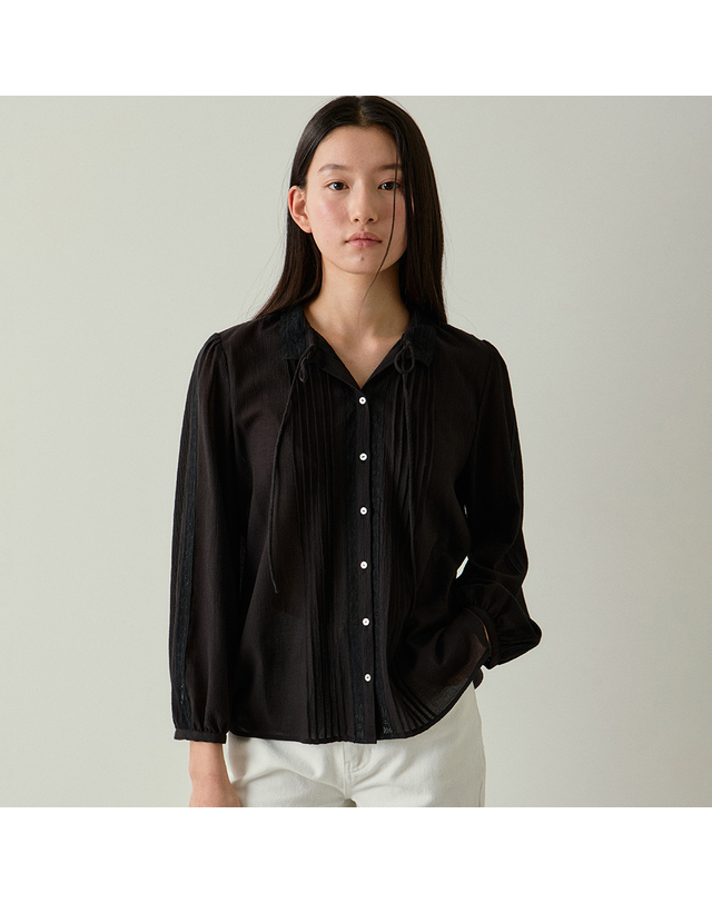 블랭크공삼 [블랭크03] lace pin-tuck blouse (black) 착용컷