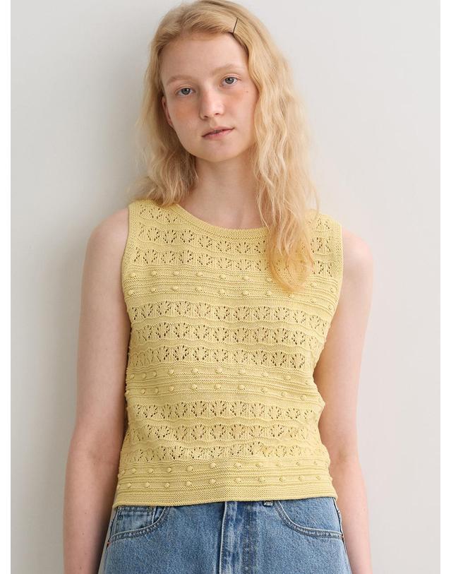 블랭크공삼 crochet sleeveless knit (yellow) 착용컷