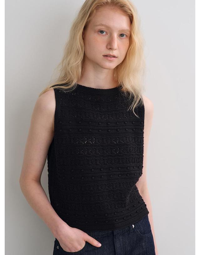 블랭크공삼 crochet sleeveless knit (black) 착용컷