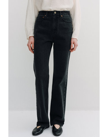 relaxed straight jeans (vintage black)