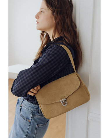 soft flat box bag [Italian suede] (vintage beige)