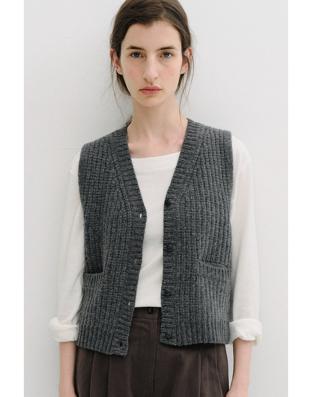 블랭크공삼 tasmanian wool knit vest (melange grey) 착용컷