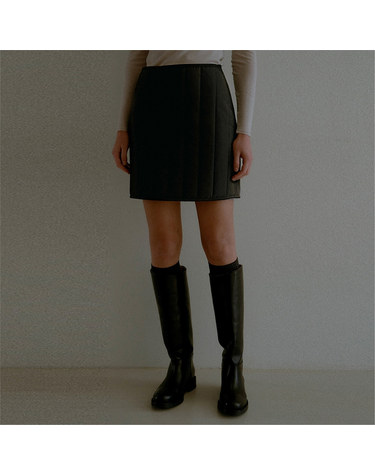 [블랭크03] quilting mini skirt (black)