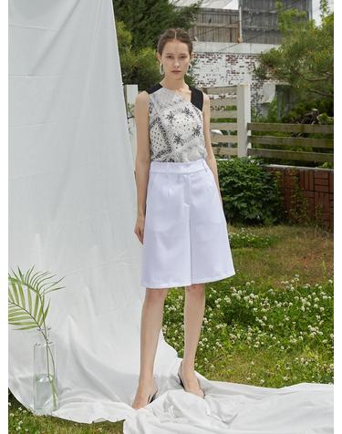 [와이제이] KNEE LENGTH CULOTTE _ WHITE