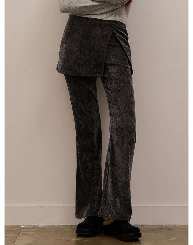 카미노 [카미노] VELVET BOOTS CUT TRAINING PANTS CHARCOAL 착용컷