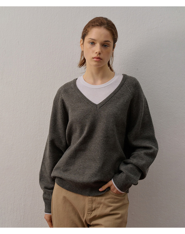 카미노 V-NECK BASIC KNIT GRAY 착용컷