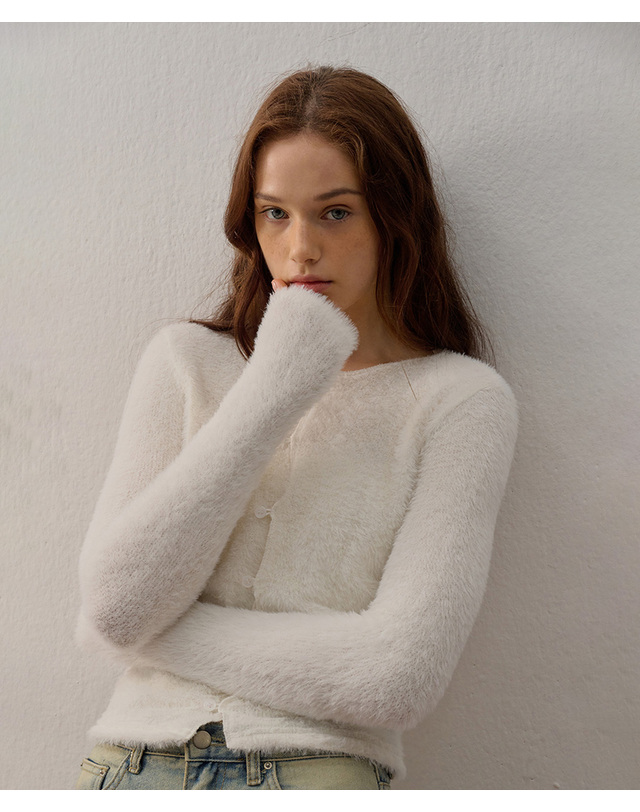 카미노 SOFT BASIC CARDIGAN IVORY 착용컷