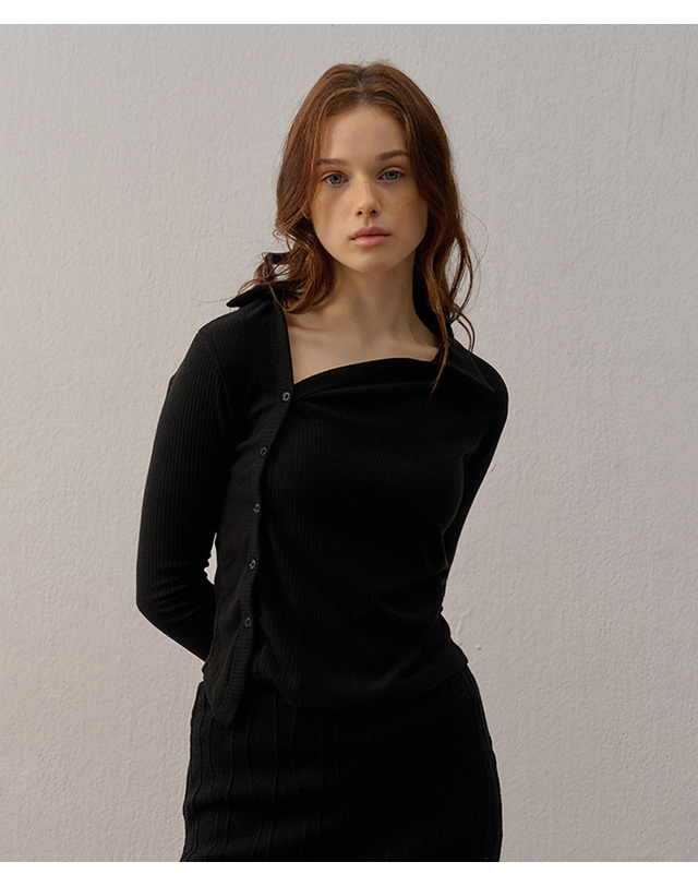 카미노 ASYMMETRIC COLLAR BLOUSE BLACK 착용컷