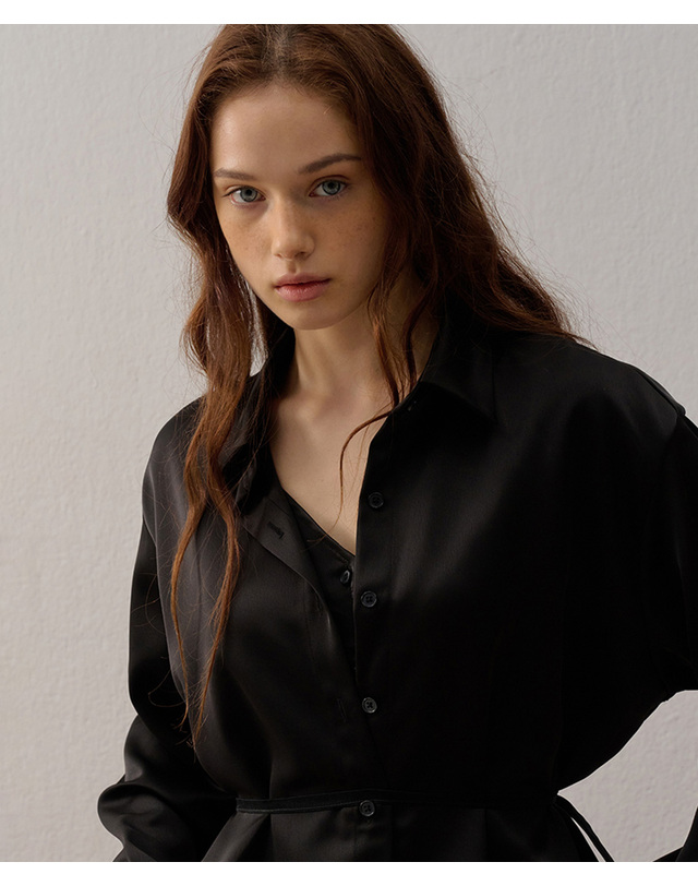 카미노 STRAP LAYERED SHIRT BLACK 착용컷
