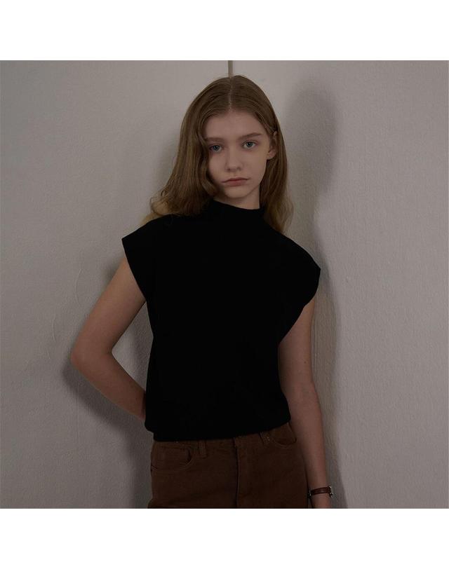 카미노 [카미노] HALF TURTLE NECK CAP SLEEVE KNIT BLACK 착용컷