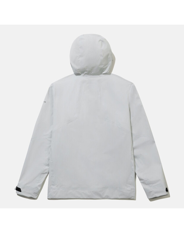 데상트 듀얼리스 3LAYER 쉘 자켓 SR121DJK13 착용컷