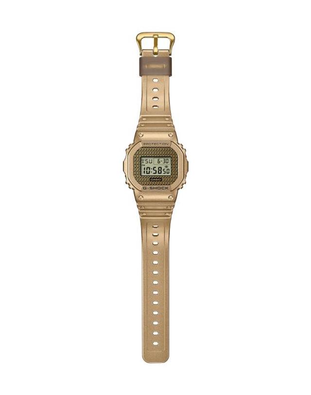카시오 [해외직구] 25SS 카시오 손목시계 DWE5600HG1ER GOLD 착용컷