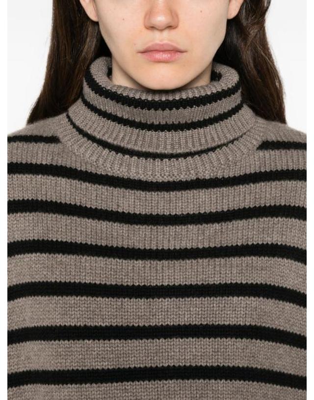 리사 양 [해외직구] 26FW 리사 양 터틀넥 2026465 TRB BEIGE 착용컷