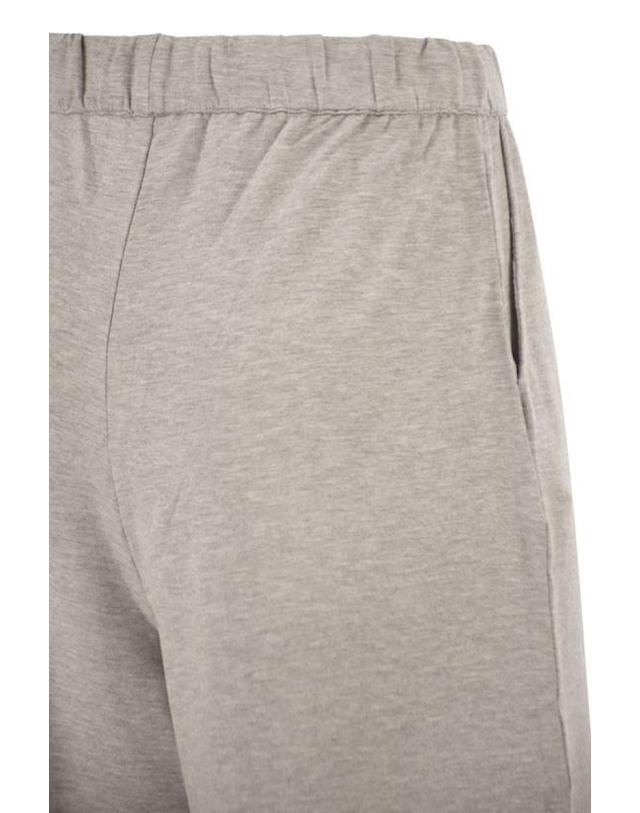 마제스틱필라쳐 [해외직구] 26SS 마제스틱필라쳐 숏팬츠 E26M003FPA210 004 LIGHT GREY 착용컷