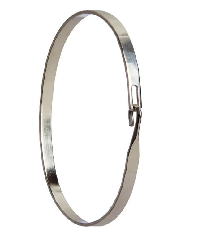베르크슈타트 뮌헨 [해외직구] 베르크슈타트 뮌헨 브레이슬릿 M2640BANGLEHOOKBAND SILVER 착용컷