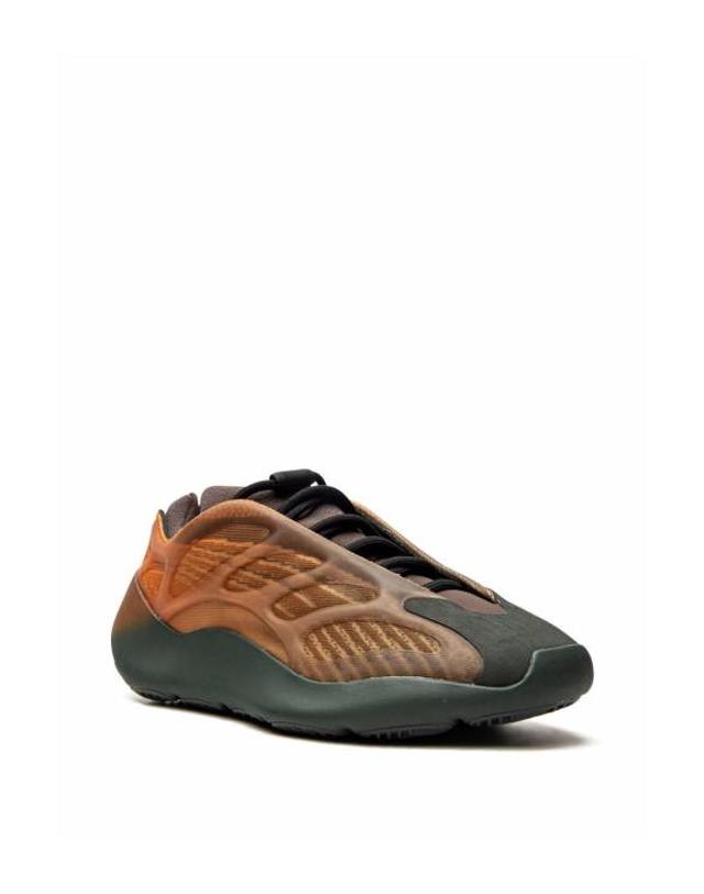 이지 [해외직구] 25SS 이지 스니커즈 GY4109 BROWN 착용컷