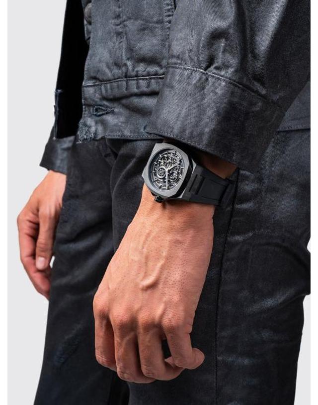 디원 밀라노 [해외직구] 26SS D1밀라노 손목시계 D1SKRJ17 JET Black 착용컷