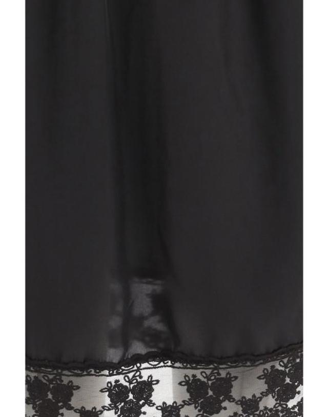 더가먼츠 [해외직구] 26FW 더 가먼트 미디 스커트 22459050 Black 착용컷