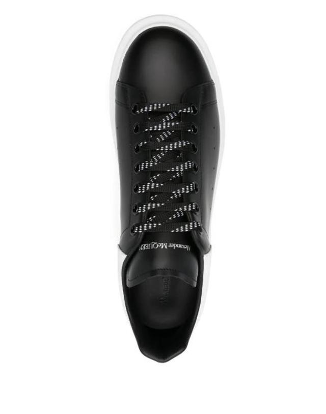알렉산더맥퀸 [해외직구] 25FW 알렉산더 맥퀸 오버사이즈 드 스니커즈 553680 WIAIG1070 BLACK 착용컷