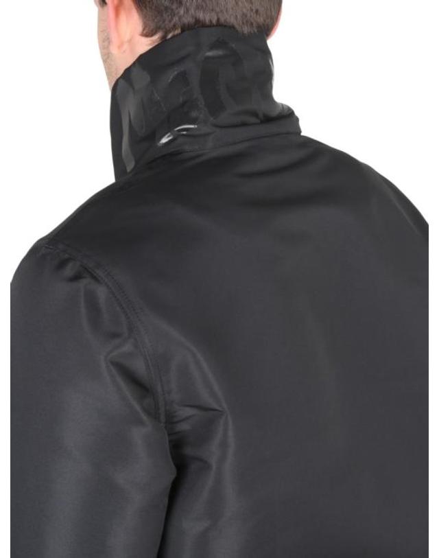 알렉산더맥퀸 [해외직구] 23SS 알렉산더 맥퀸 자켓 726899 QUZ320901 Black 착용컷